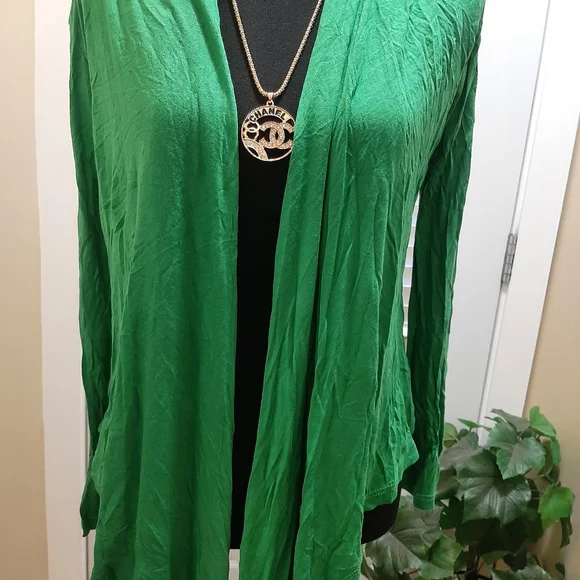 Cardigan - Picture 2 of 4